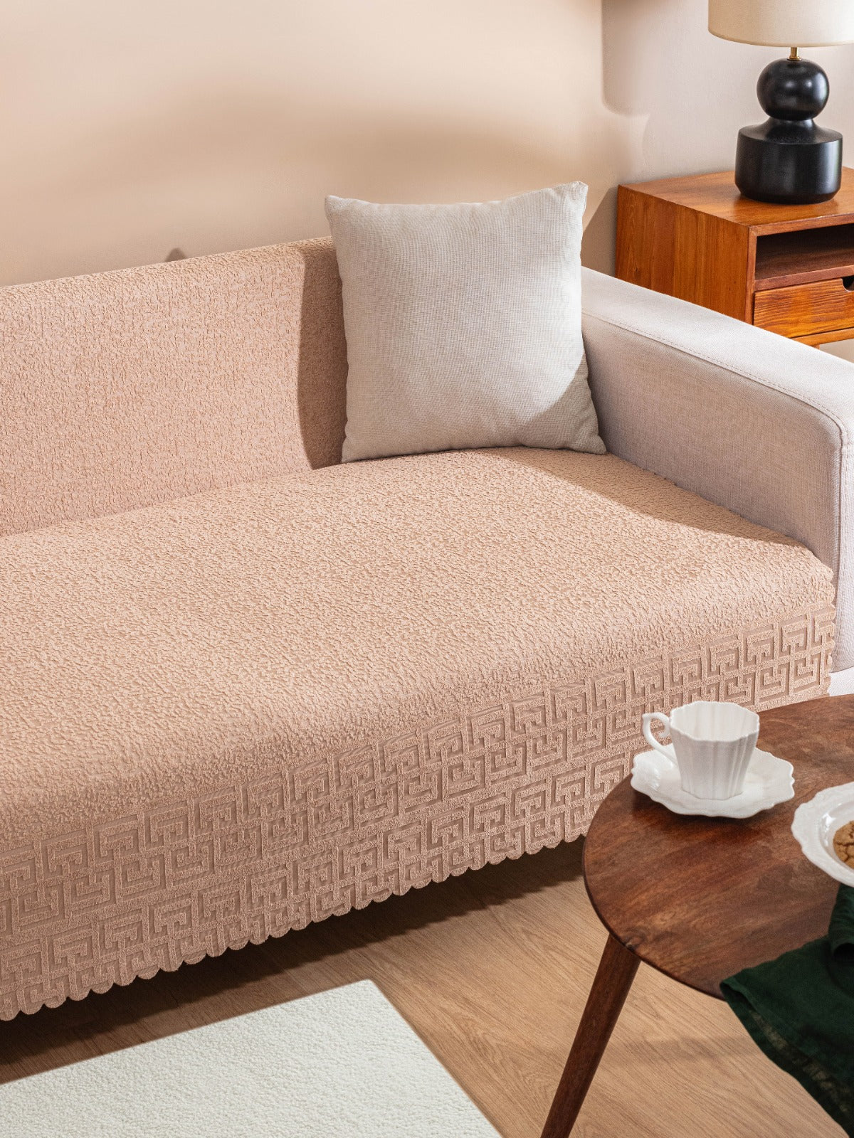 West Home Premium Kaymaz Koltuk Örtüsü Üç Kişilik Yıkanabilir Leke Tutmaz Bej Çekyat Şalı